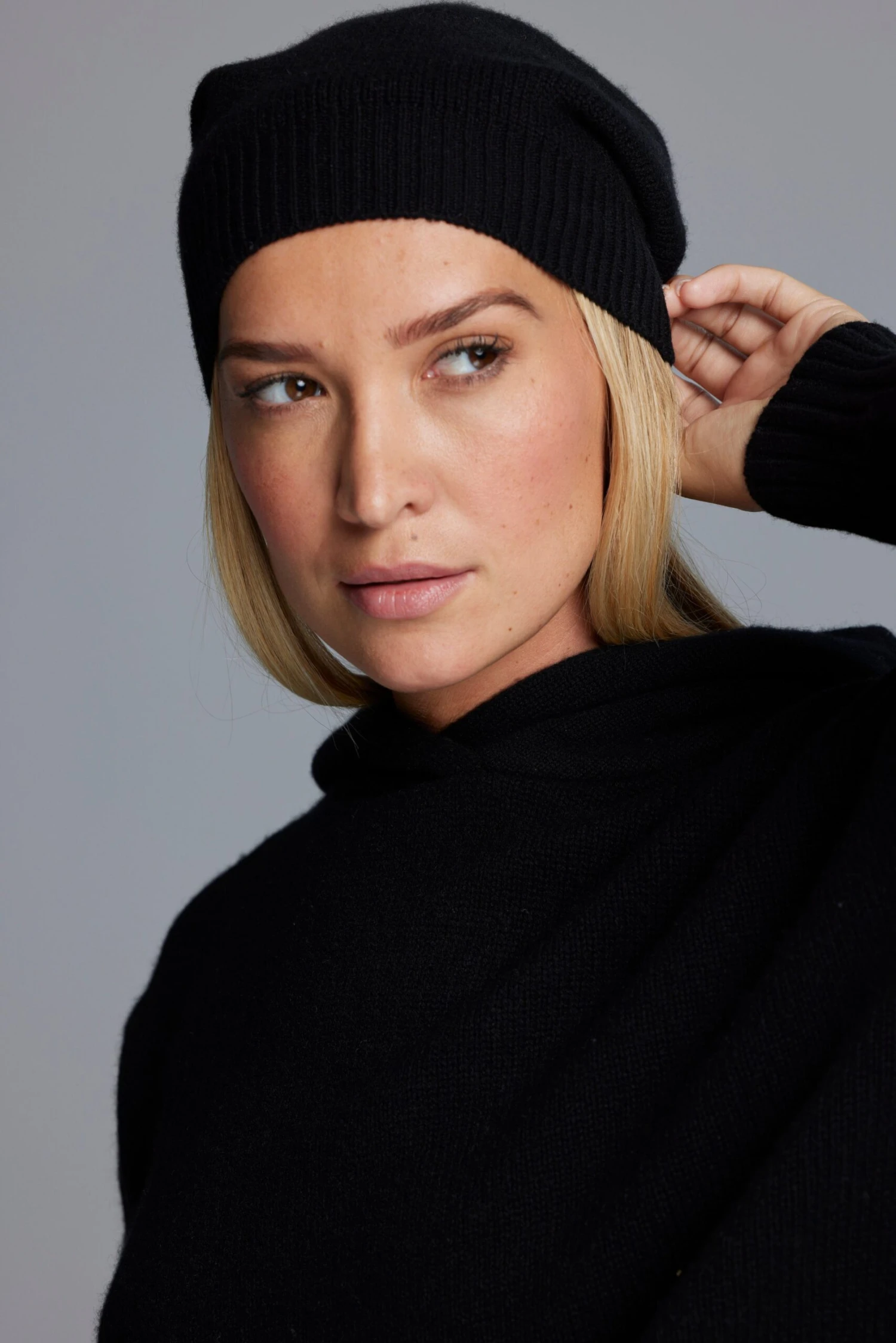 Wool Cashmere Beanie 8 Wool Cashmere Beanie - Image 8