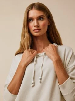 Archer Hoodie -Greyson Clothiers Shop LFA22K75 541 0056 DETAIL