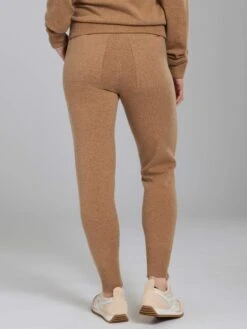 Koko Jogger -Greyson Clothiers Shop LFA23B46 568 BACK 9455