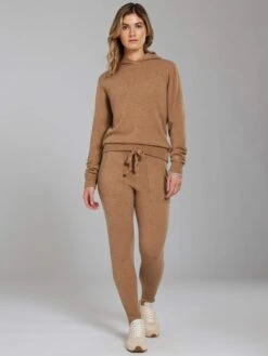 Koko Jogger -Greyson Clothiers Shop LFA23B46 568 FULL 9392