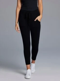 Koko Jogger -Greyson Clothiers Shop LSP22B46 001 FNT