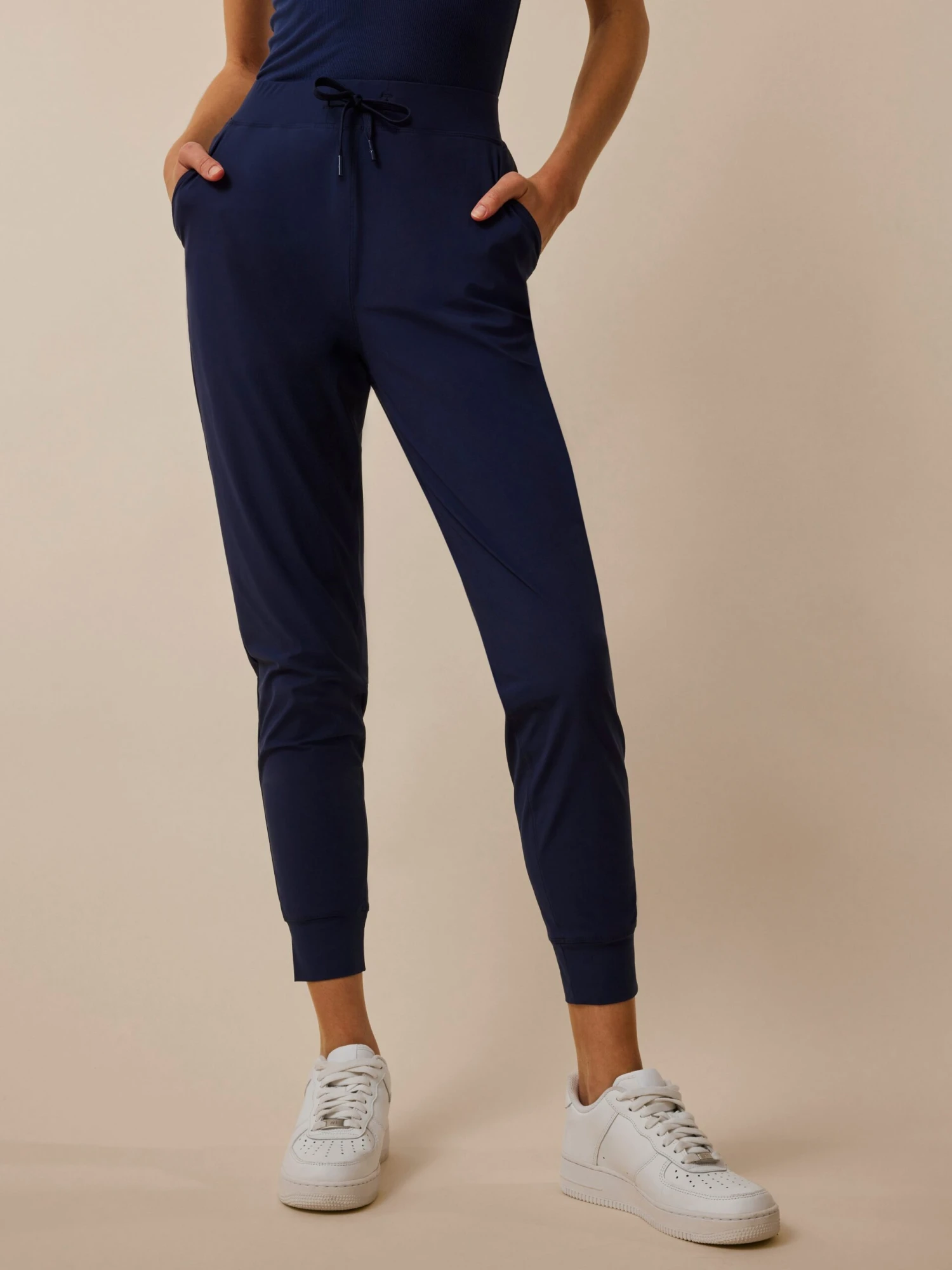 Phoenix Jogger (Midnight Sky) 1 Phoenix Jogger (Midnight Sky)