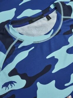 Camoscape Falcon Tee 9 Camoscape Falcon Tee -Greyson Clothiers Shop MFA23K65A 391 Detail1 15033